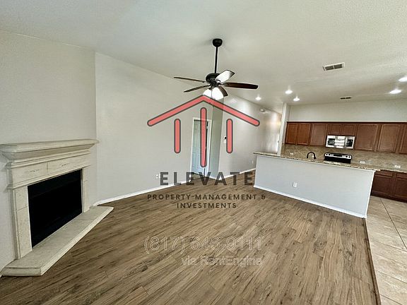 5th image of 905 Silverthorne Dr