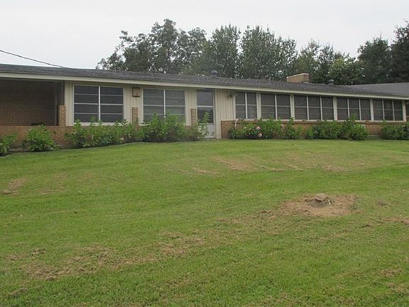 4th image of 414 Pecan Dr