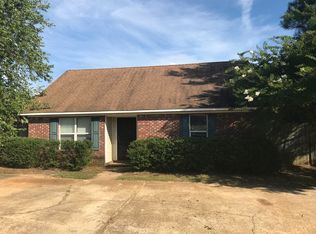 1207 Van Dorn St, Oxford, MS 38655