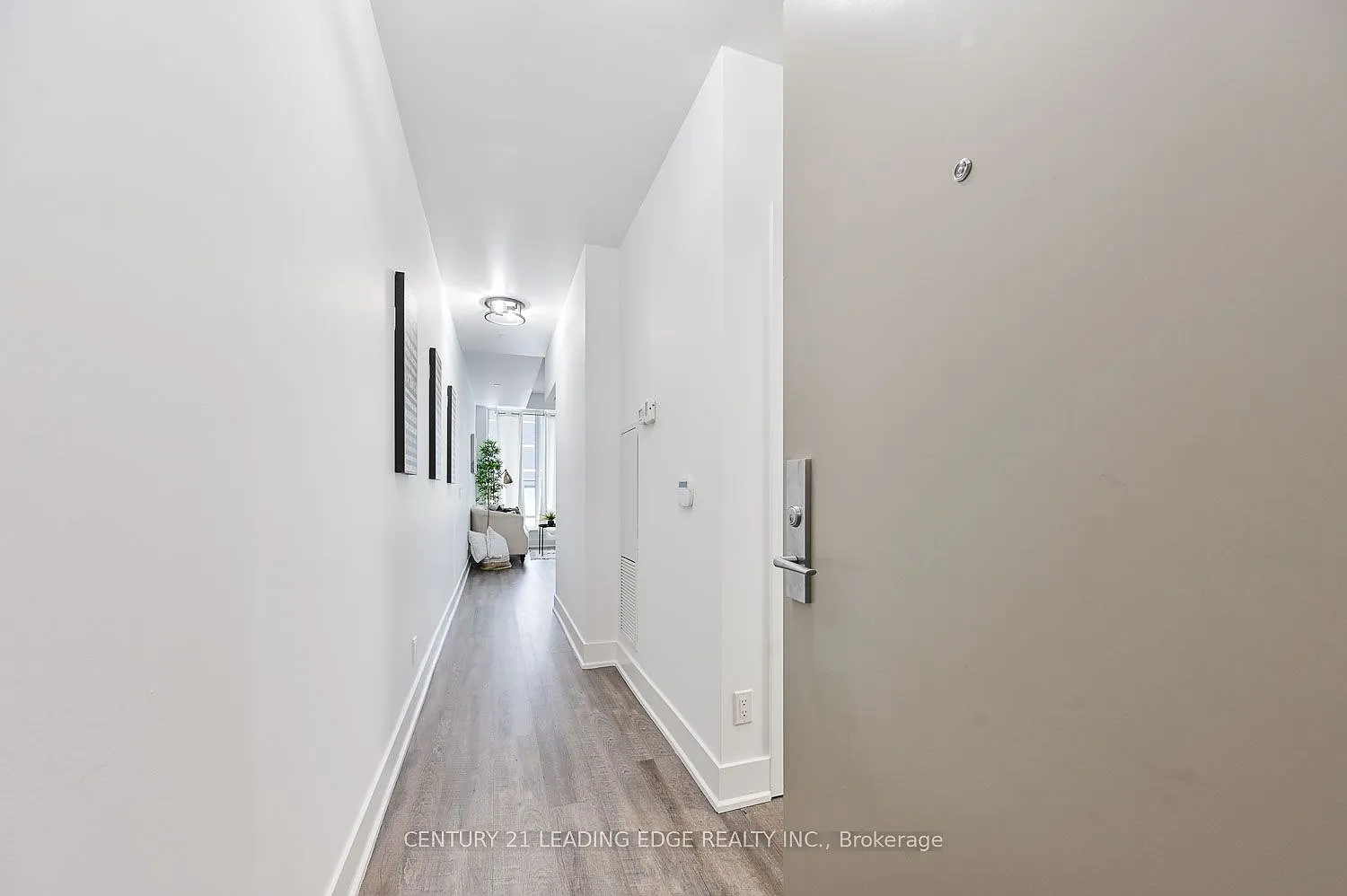 1 bed, $2,200 — Photo 4