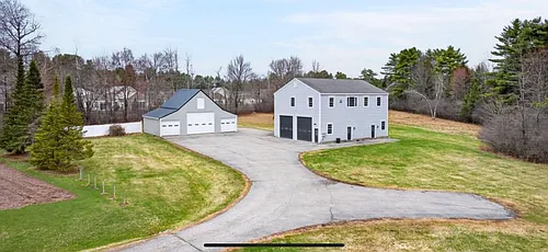 34 Maurice Way Photo 1