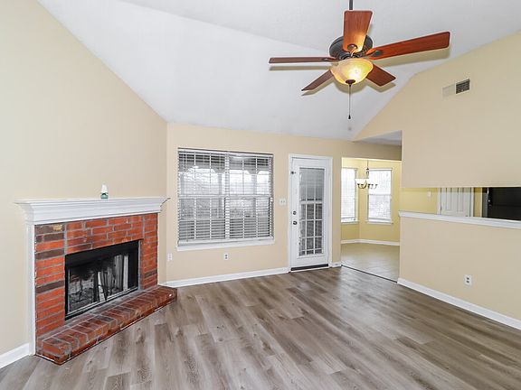 4th image of 8988 Gracie Ln