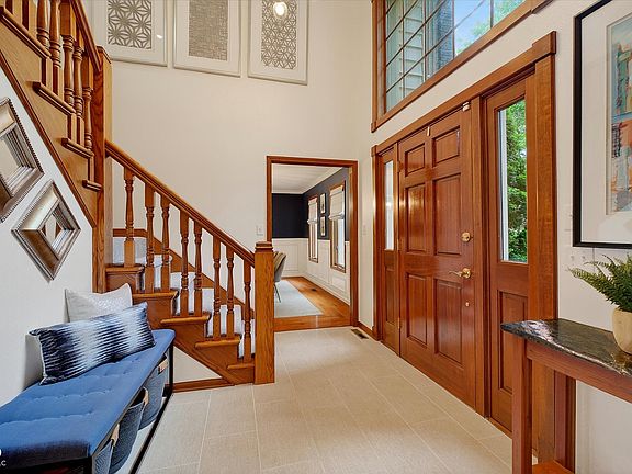 2nd image of 3701 Eagle Crest Ct