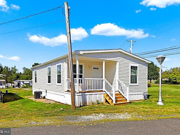 3rd image of 201 Bordic Rd