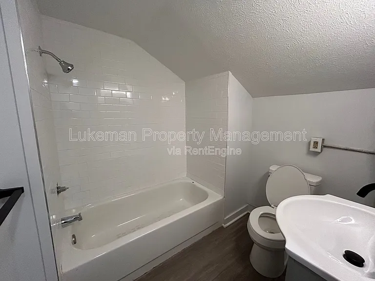 810 Grant St — Photo 5