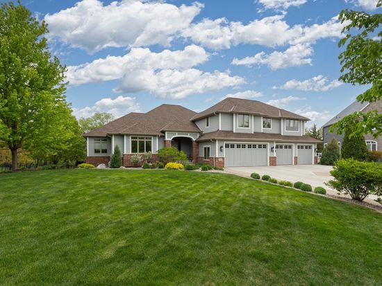 8640 Kelzer Pond Dr, Victoria, MN 55386