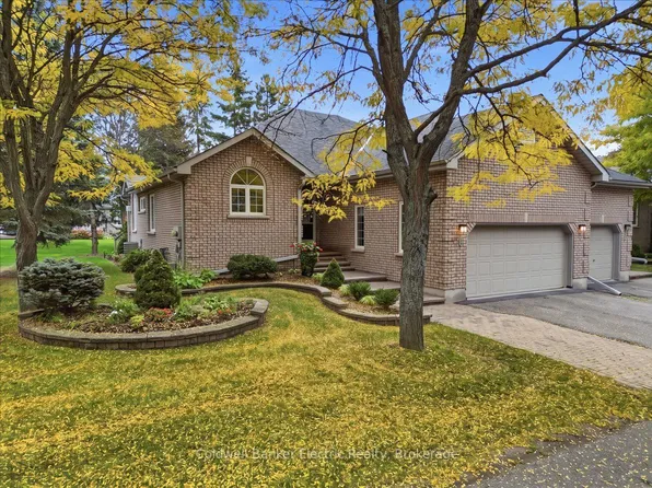 300 Franmor Dr #35, Peterborough, ON K9H 7R1