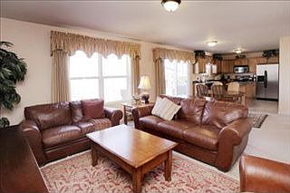 3rd image of 4714 Salzburg Cir
