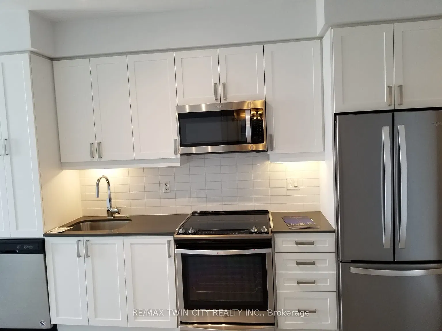 1 bed, $1,900 — Photo 3