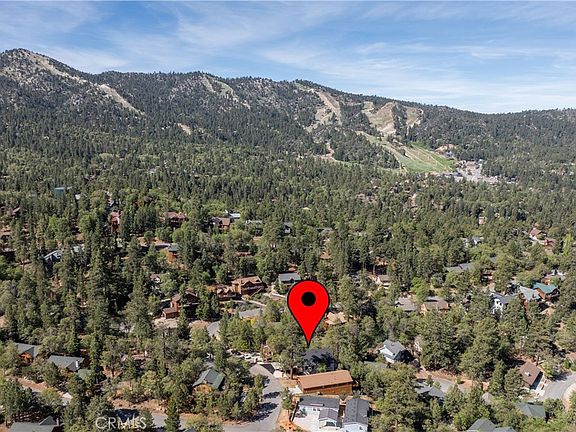4th image of 1436 Klamath Rd