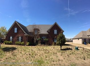 8107 Baron Dr, Olive Branch, MS 38654
