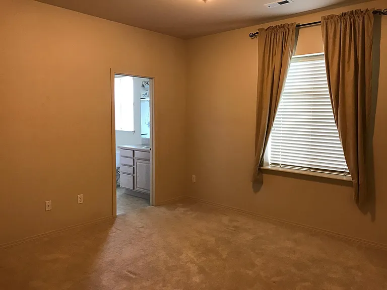9709 Vincenzo Dr — Photo 6