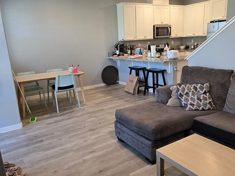 3838 E Commerce Way — Photo 12