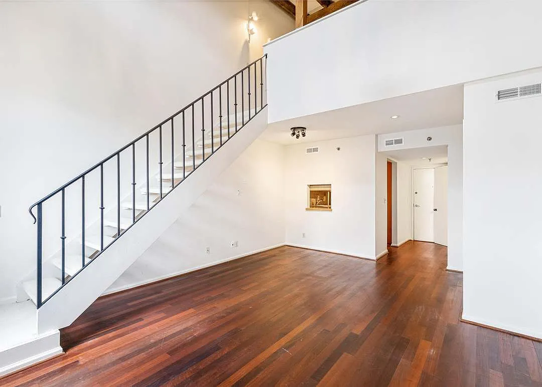 1 bed, 718 sqft, $3,000 — Photo 2