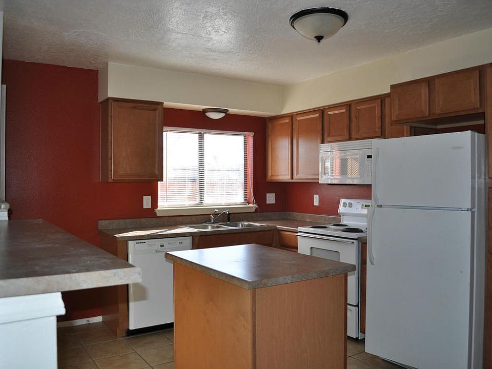 1st image of 6000 Landry Ave NW