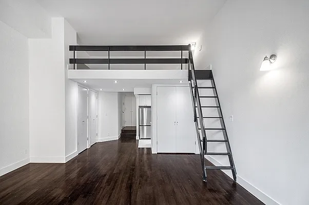 Rented by Mirador Real Estate | media 16