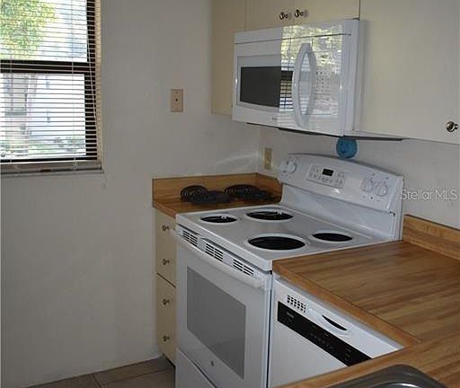 5th image of 3048 Eastland Blvd Unit C208