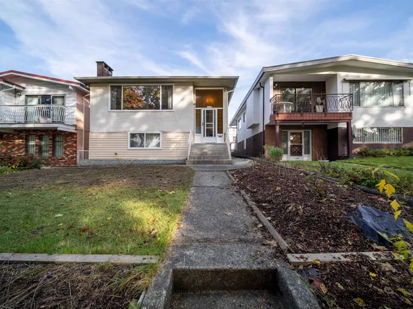 3449 E Pender St, Vancouver, BC V5K 2C9