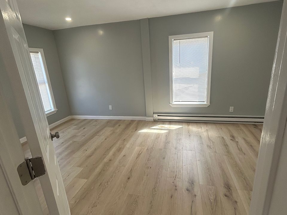 1st image of 25 School St Floor 2