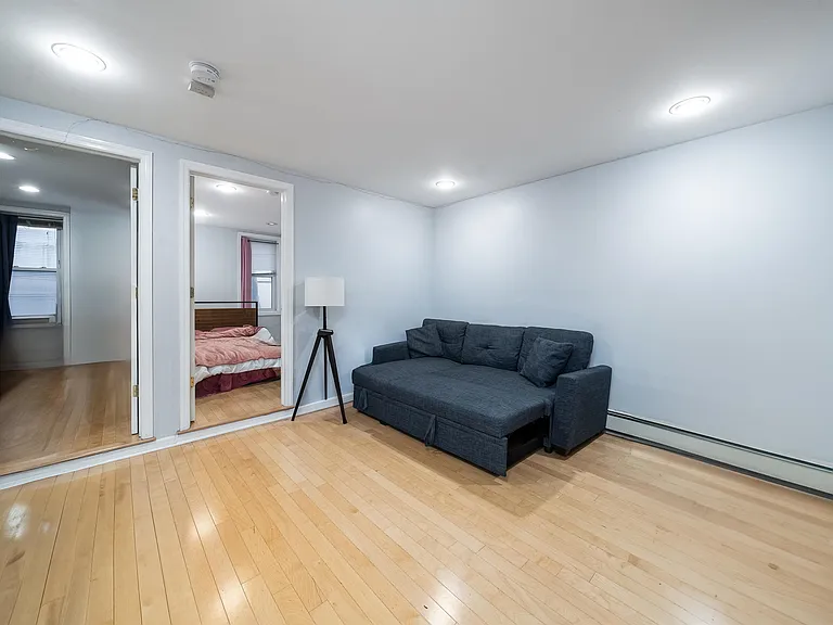 162 Steuben St #2 — Photo 4