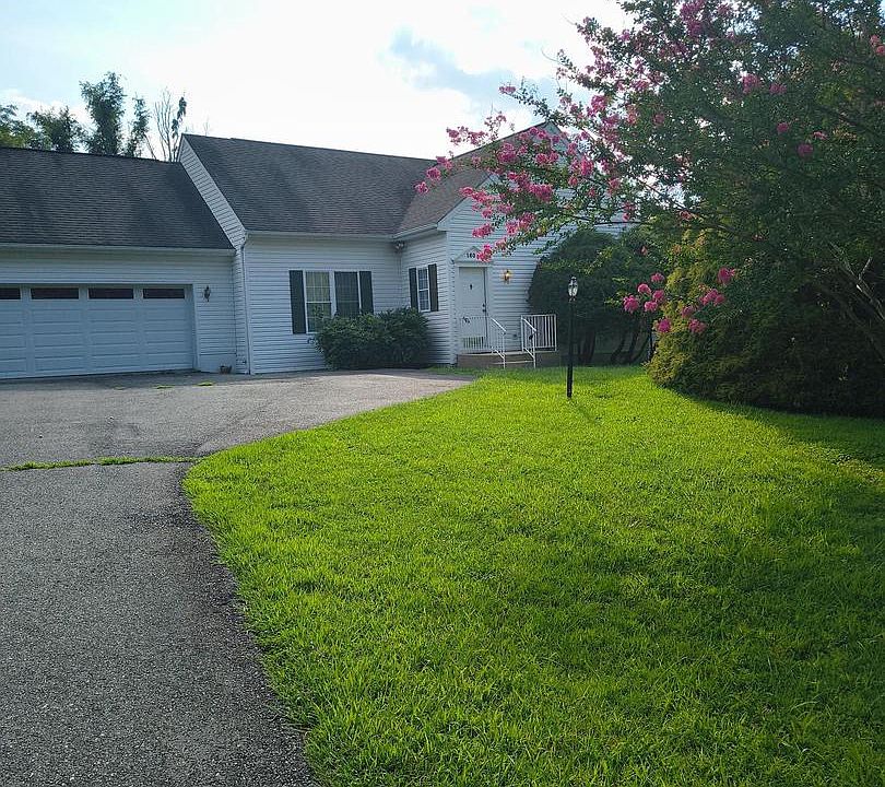 1st image of 1604 S Tollgate Rd