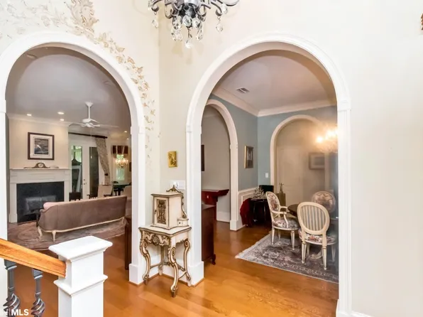 800 Country Club Ct, Mobile, AL 36609