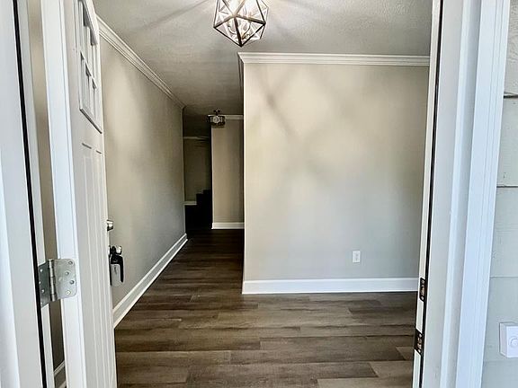 4th image of 3204 Fulmer Ct