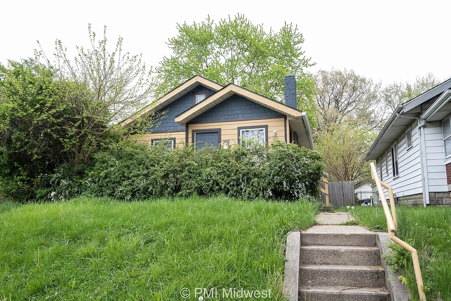 955 N Denny St photo 1