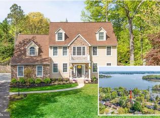 3310 Leritz Ln, Edgewater, MD 21037