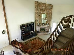 5th image of 1905 Miller Dr