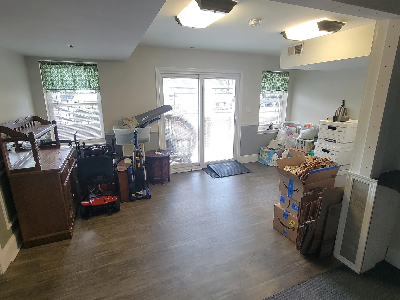 4 bed, 2100 sqft, $2,600 — Photo 4