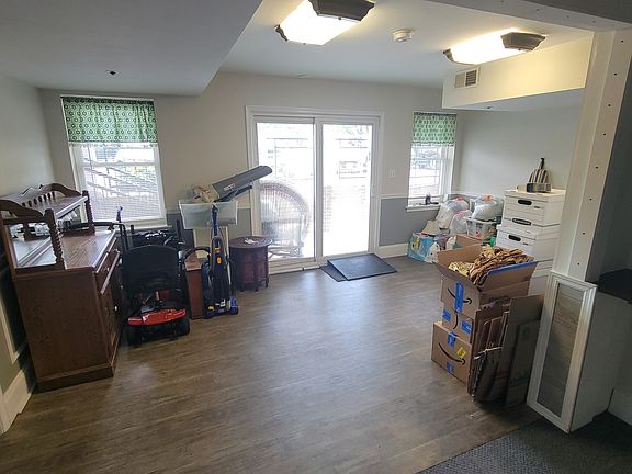 4th image of 312 W Cork St