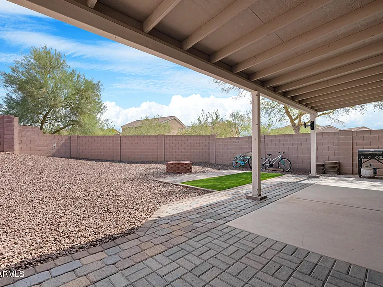 23340 W Cocopah St — Photo 35