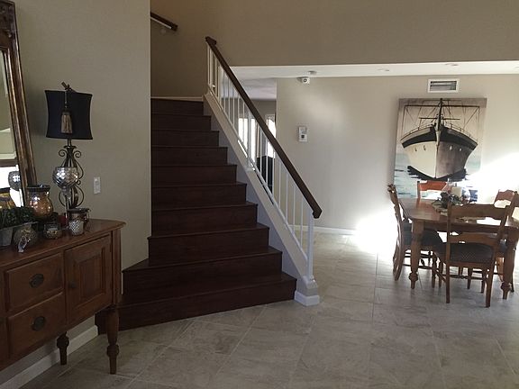 3rd image of 3741 S Hawthorn Dr