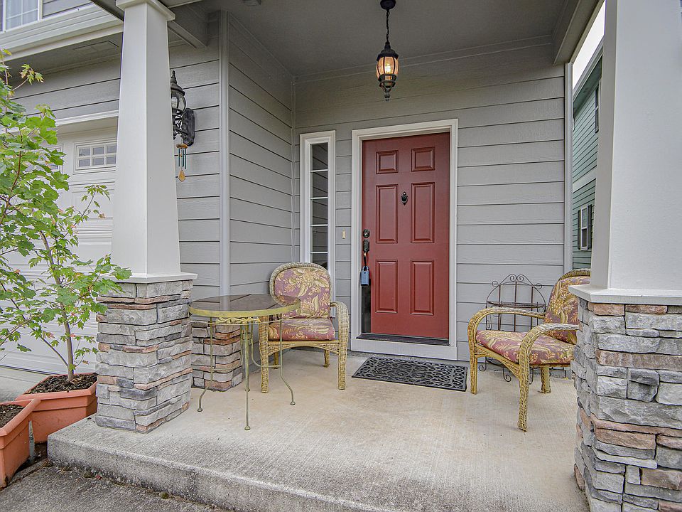 1st image of 2090 Creek Dr