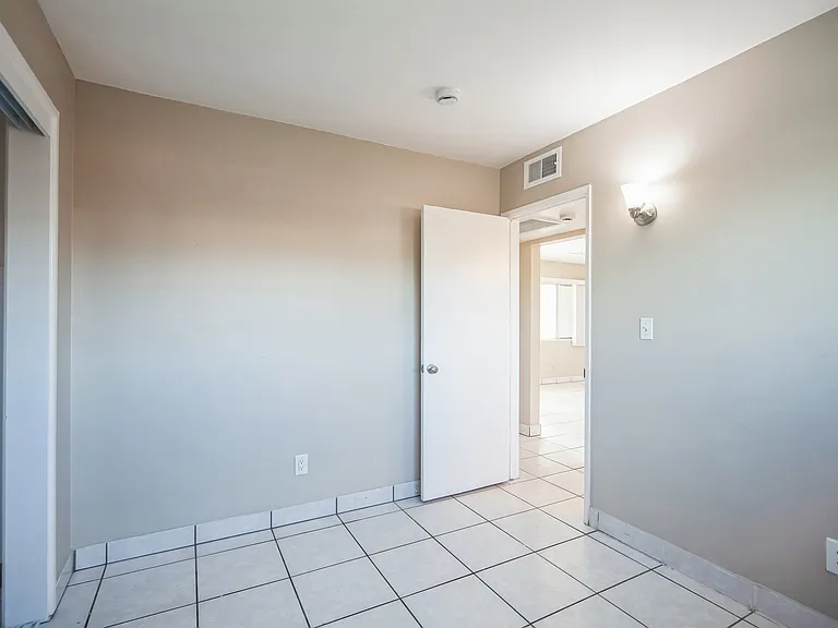 74460 Alessandro Dr — Photo 15