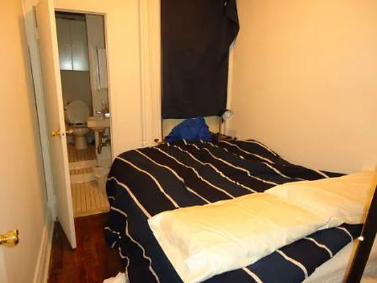 Rented by Village Living Realty | media 4