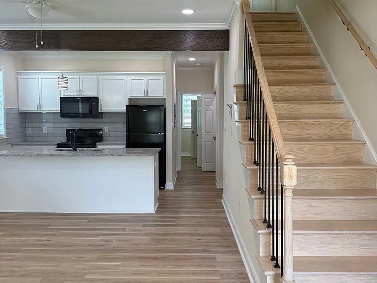 721 Black Creek Rd SE — Photo 4