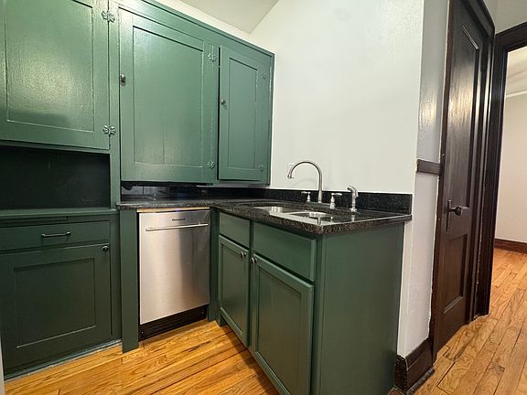 4th image of 1023 Grand Ave APT 2