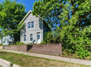 821 Allen Ave, West Saint Paul, MN 55118