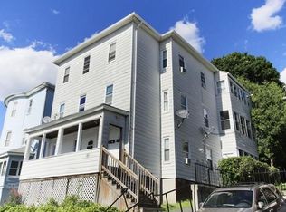 77 Fox St, Worcester, MA 01604