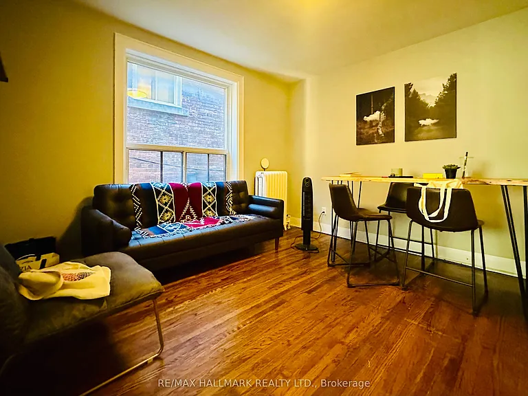 597 Saint Clair Ave W #3 — Photo 1