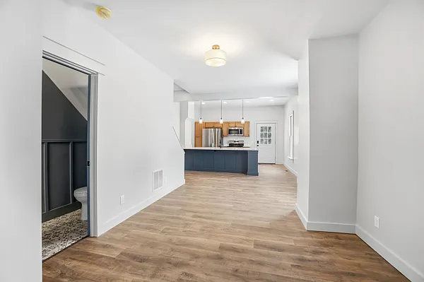 131 S C St #1 — Photo 12