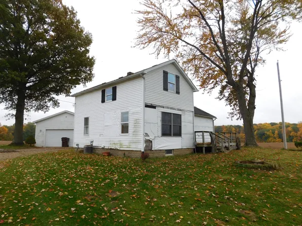 1515 Boyle Lake Rd, Galien, MI 49113