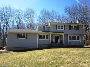 11 Forest Dr, Newton, NJ 07860