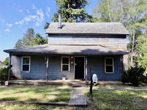 114 S Vine St, Latah, WA 99018