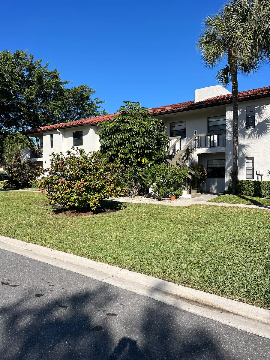 Building Photo - 21500 Cypress Hammock Dr #38C