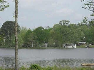 1st image of 100 Lakeshore Ct