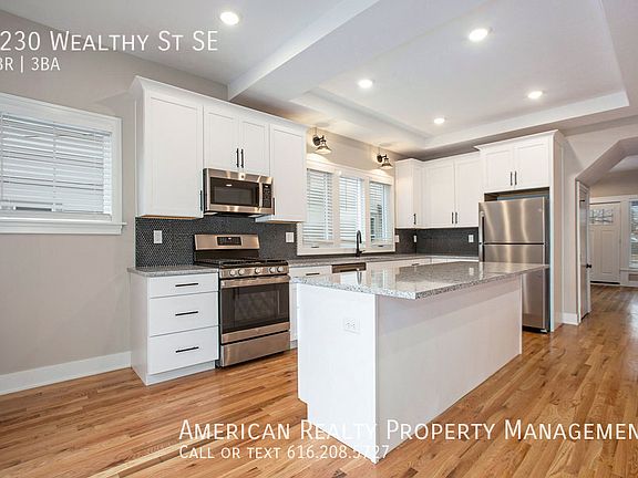 5th image of 1230 Wealthy St SE
