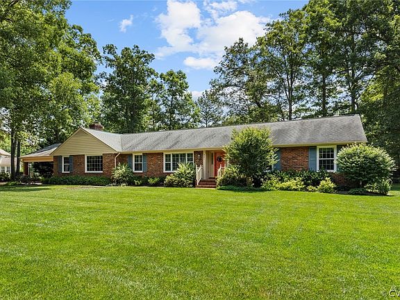 2nd image of 9041 Wyndale Dr